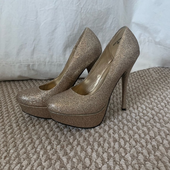 Costa Blanca Sparkle heels with small platform! - Picture 3 of 4